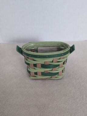 Longaberger 2022 St Patrick's Day Basket & protector